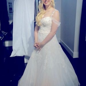 Wedding Dress Monique Lhuillier